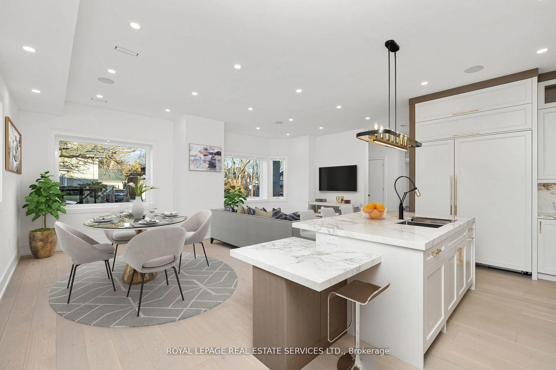 Photo 16 of 1352 Mount Pleasant Road, Toronto, Lawrence Park South — HOMEH