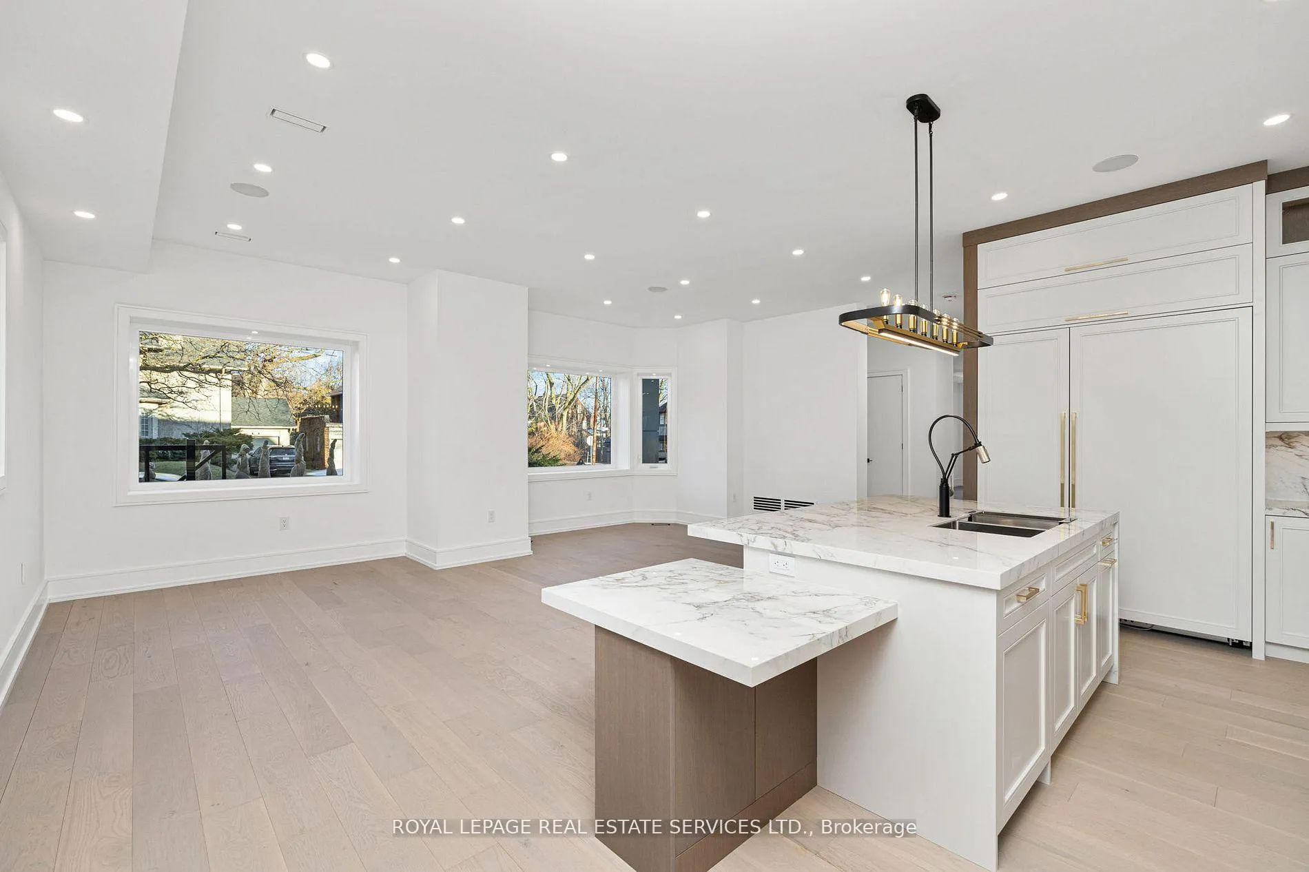 Photo 17 of 1352 Mount Pleasant Road, Toronto, Lawrence Park South — HOMEH