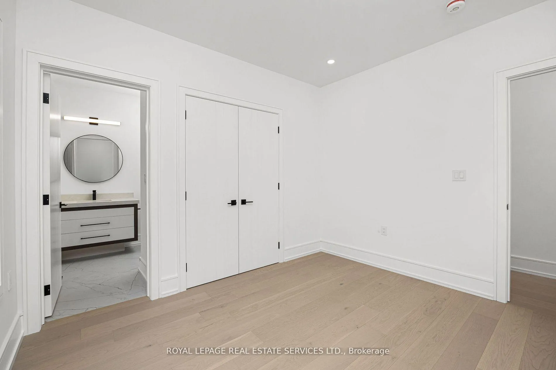 Photo 21 of 1352 Mount Pleasant Road, Toronto, Lawrence Park South — HOMEH