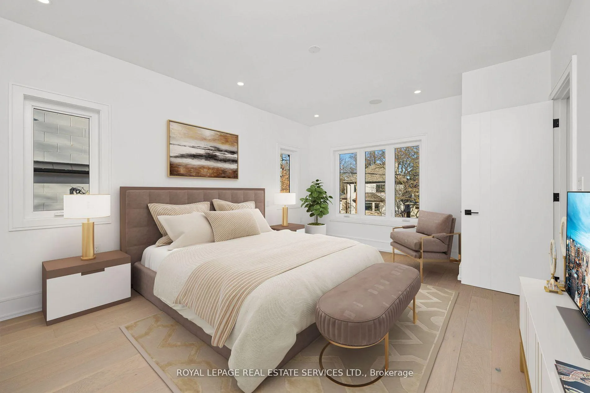 Photo 23 of 1352 Mount Pleasant Road, Toronto, Lawrence Park South — HOMEH