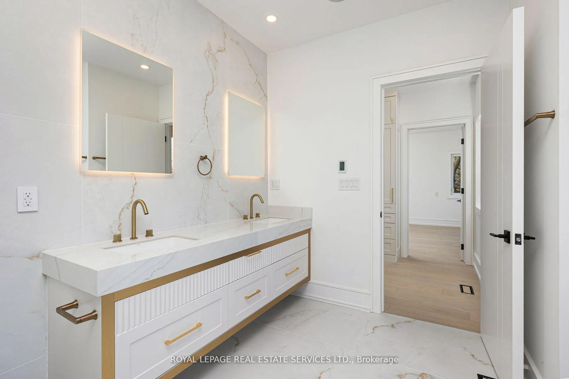 Photo 30 of 1352 Mount Pleasant Road, Toronto, Lawrence Park South — HOMEH