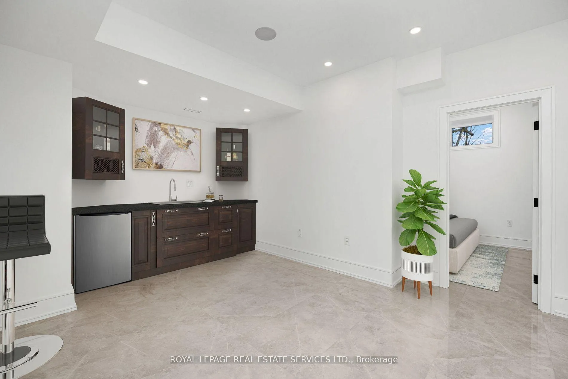 Photo 35 of 1352 Mount Pleasant Road, Toronto, Lawrence Park South — HOMEH