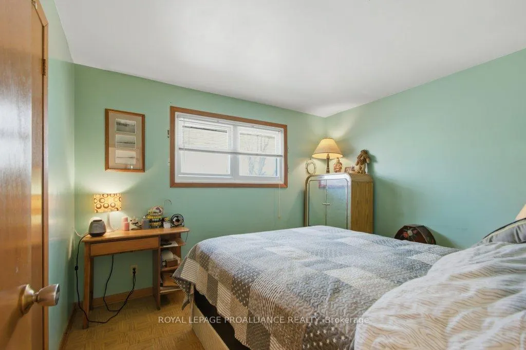 Photo 24 of 86 Store Street, Quinte West, Trenton Ward — HOMEH
