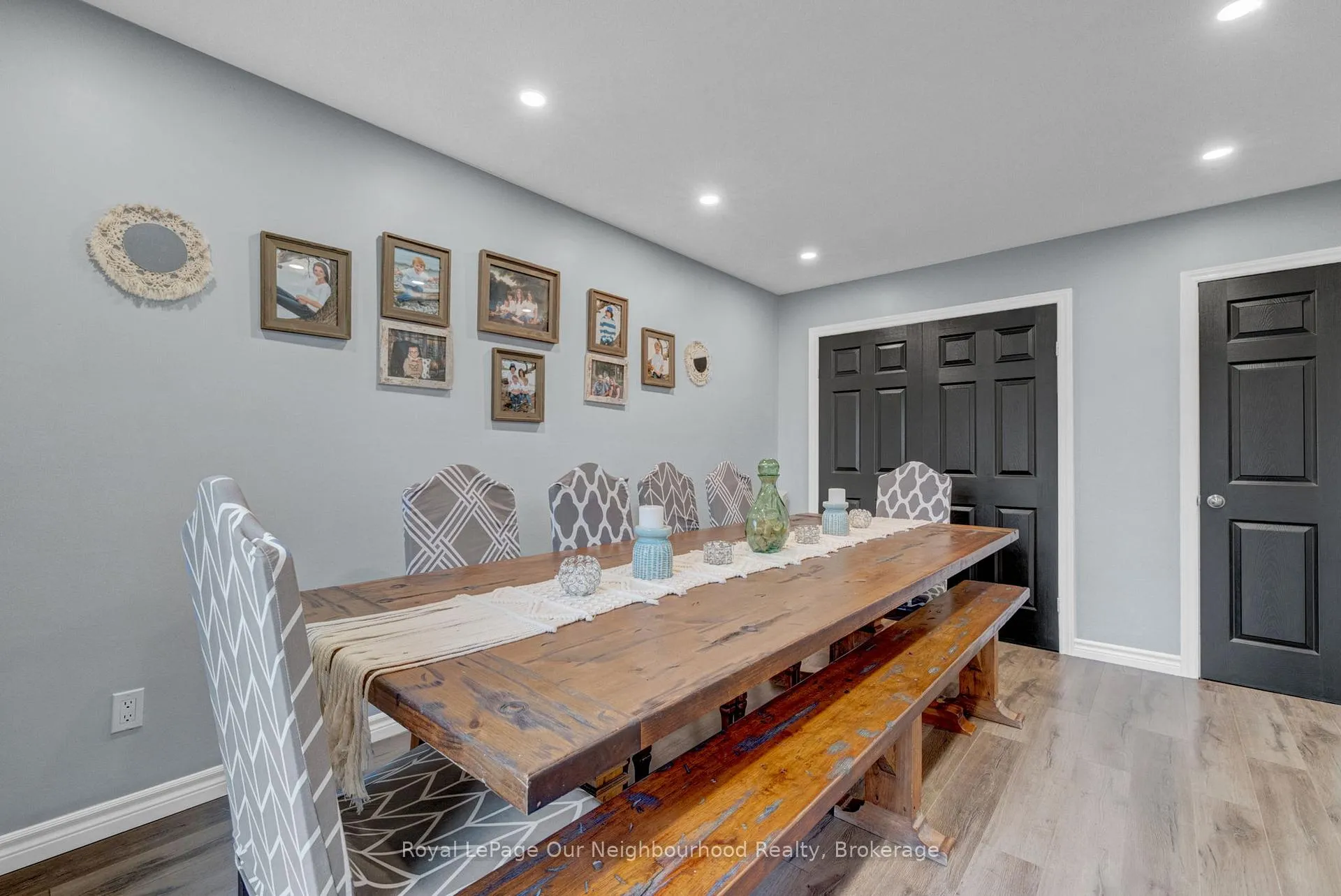 Photo 9 of 19 Marchwood Crescent, Clarington, Bowmanville — HOMEH