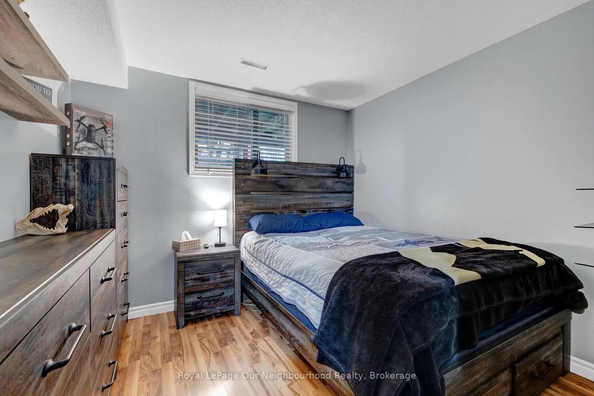 Photo 21 of 19 Marchwood Crescent, Clarington, Bowmanville — HOMEH