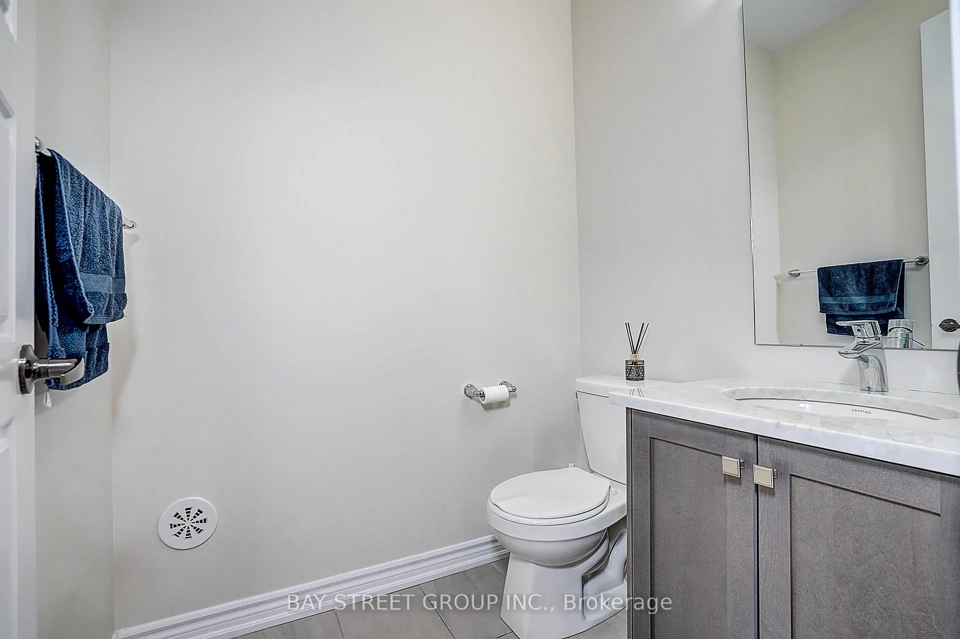Photo 15 of 10943 Victoria Square Boulevard, Markham, Victoria Square — HOMEH