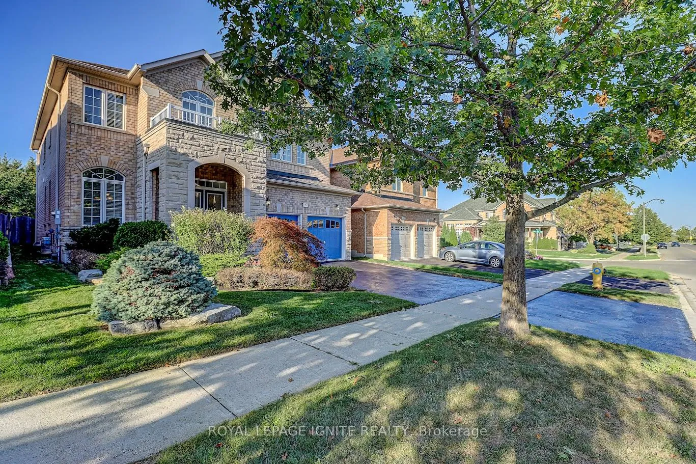 Photo 1 of 200 Ivy Glen Drive, Vaughan, Patterson — HOMEH