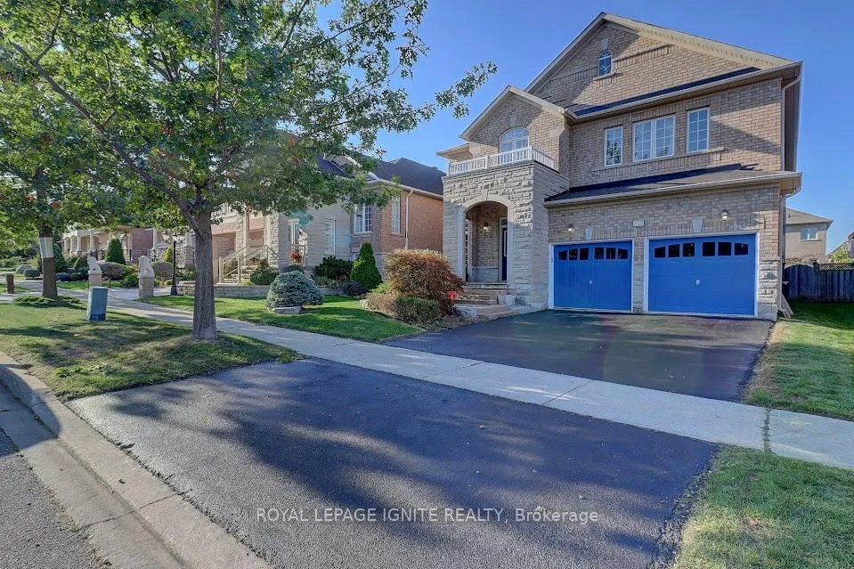 Photo 3 of 200 Ivy Glen Drive, Vaughan, Patterson — HOMEH
