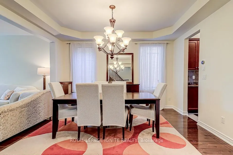 Photo 8 of 200 Ivy Glen Drive, Vaughan, Patterson — HOMEH