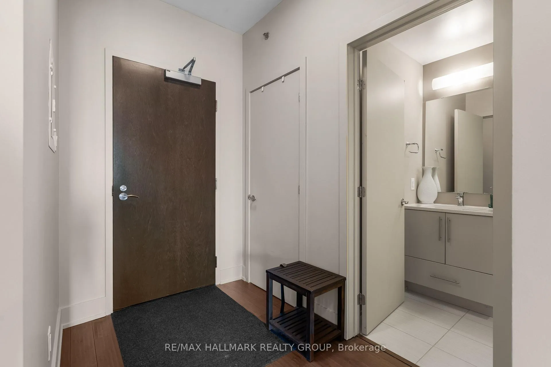 Photo 3 of Unit 211, 108 Richmond Road, Ottawa, Westboro/Hampton Park — HOMEH