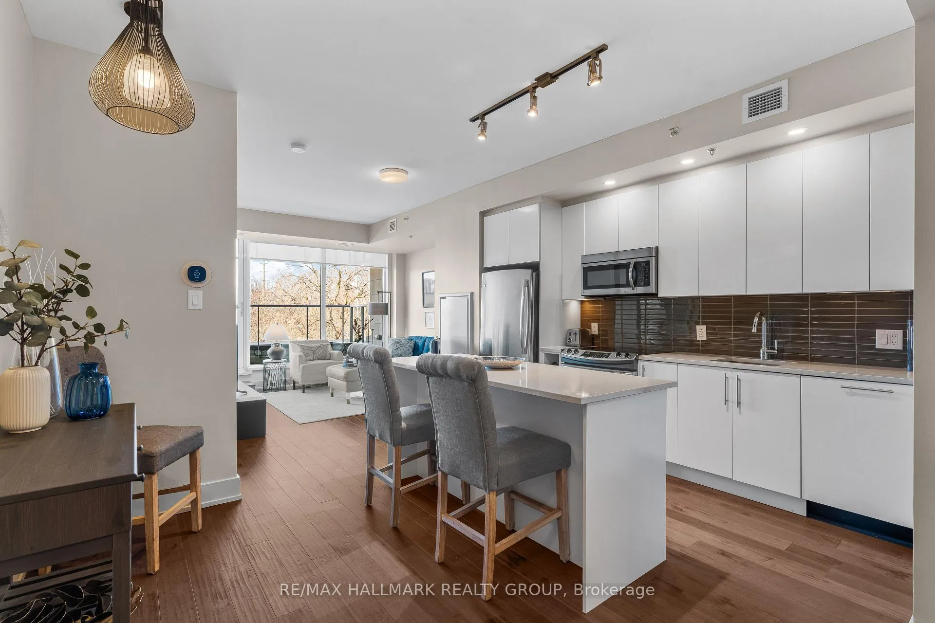 Photo 5 of Unit 211, 108 Richmond Road, Ottawa, Westboro/Hampton Park — HOMEH