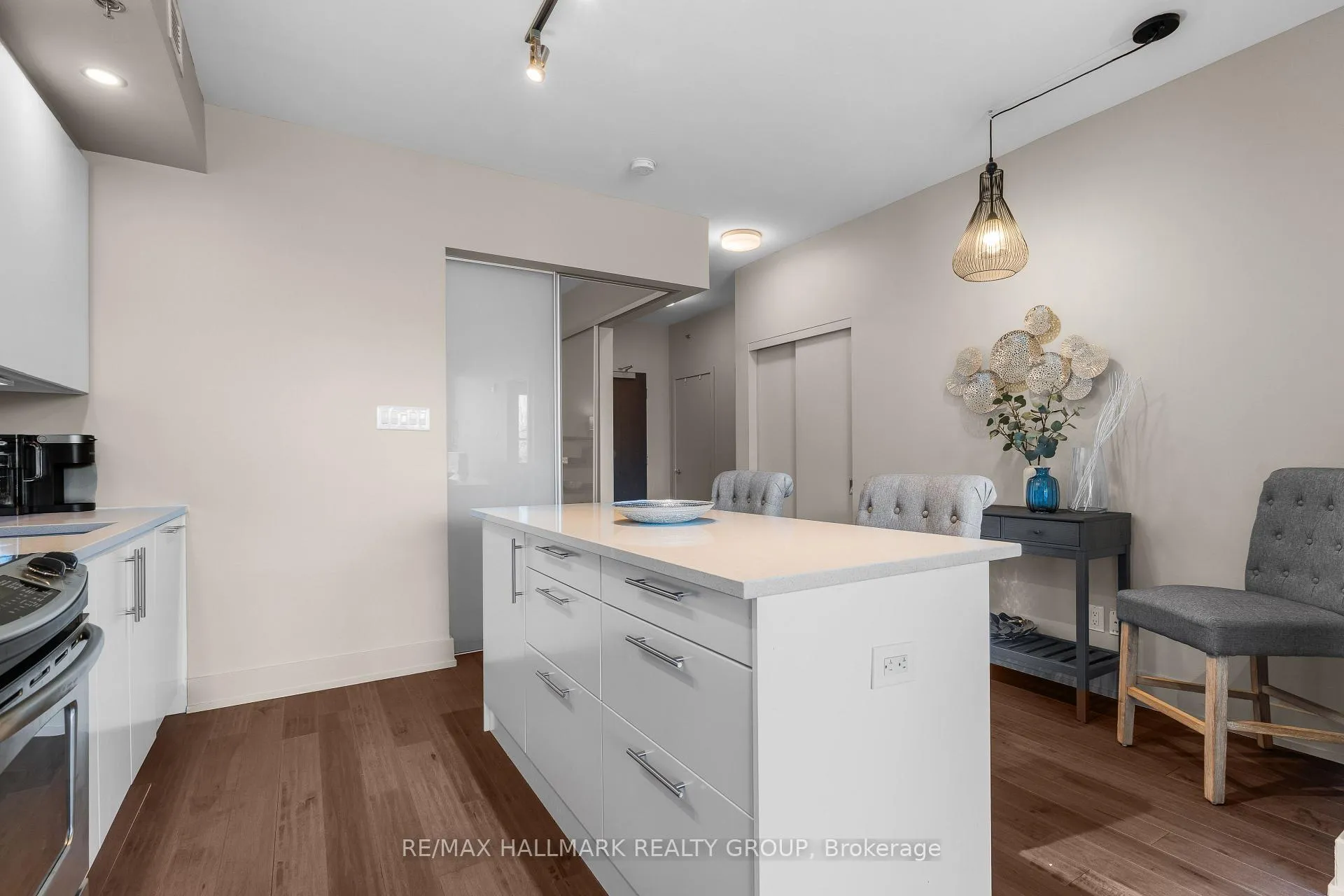 Photo 8 of Unit 211, 108 Richmond Road, Ottawa, Westboro/Hampton Park — HOMEH
