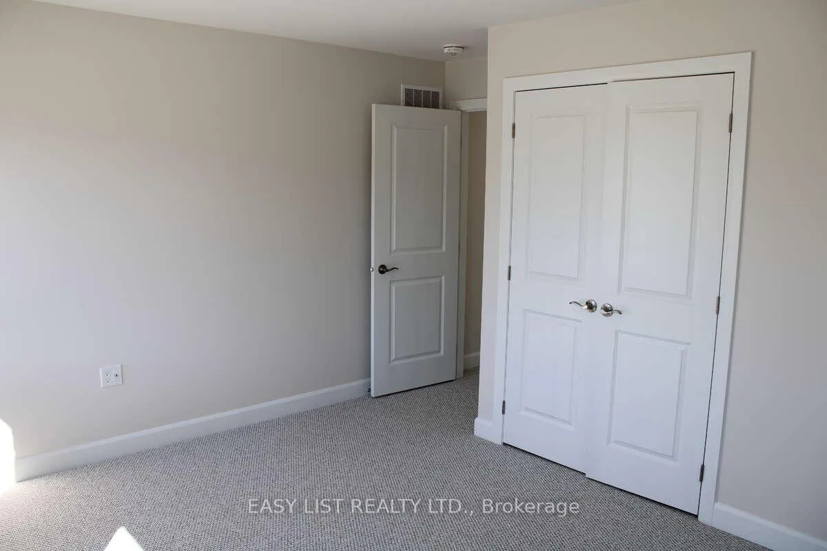 Photo 14 of 299 Mullighan Gardens, Peterborough, Monaghan Ward 2 — HOMEH