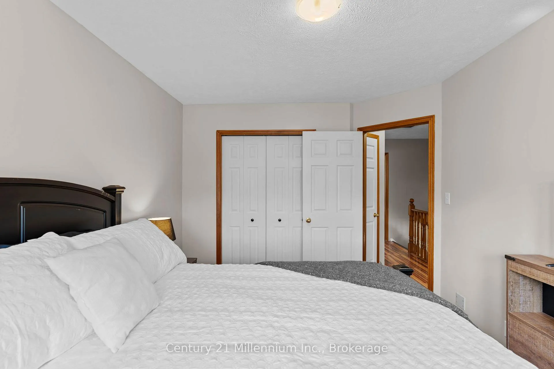 Photo 23 of 865 25th A Street E, Owen Sound — HOMEH
