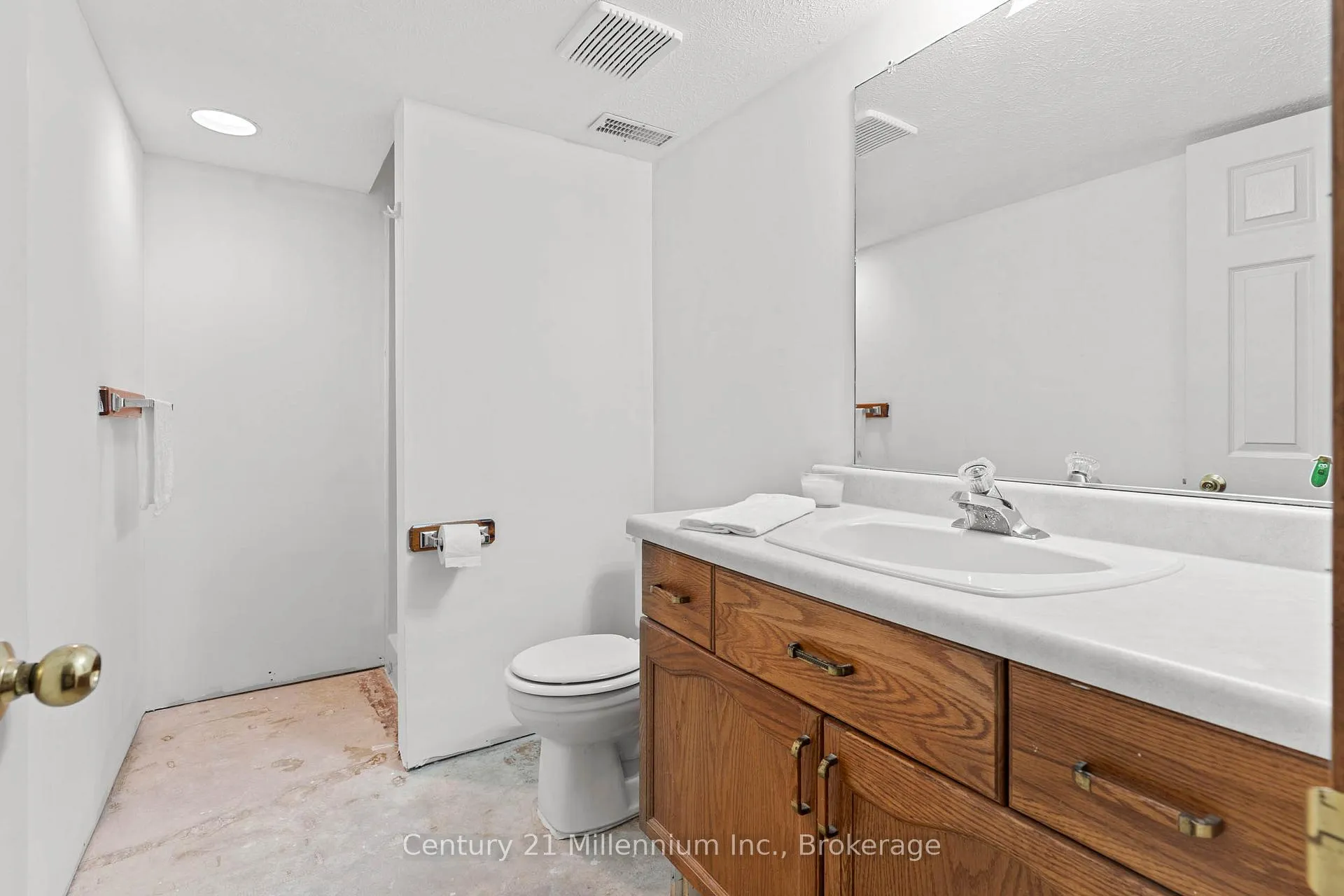 Photo 27 of 865 25th A Street E, Owen Sound — HOMEH