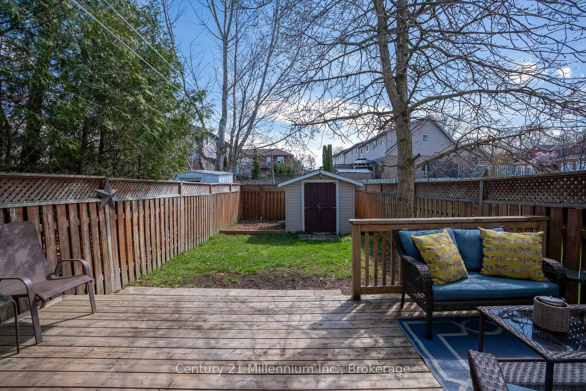 Photo 32 of 865 25th A Street E, Owen Sound — HOMEH