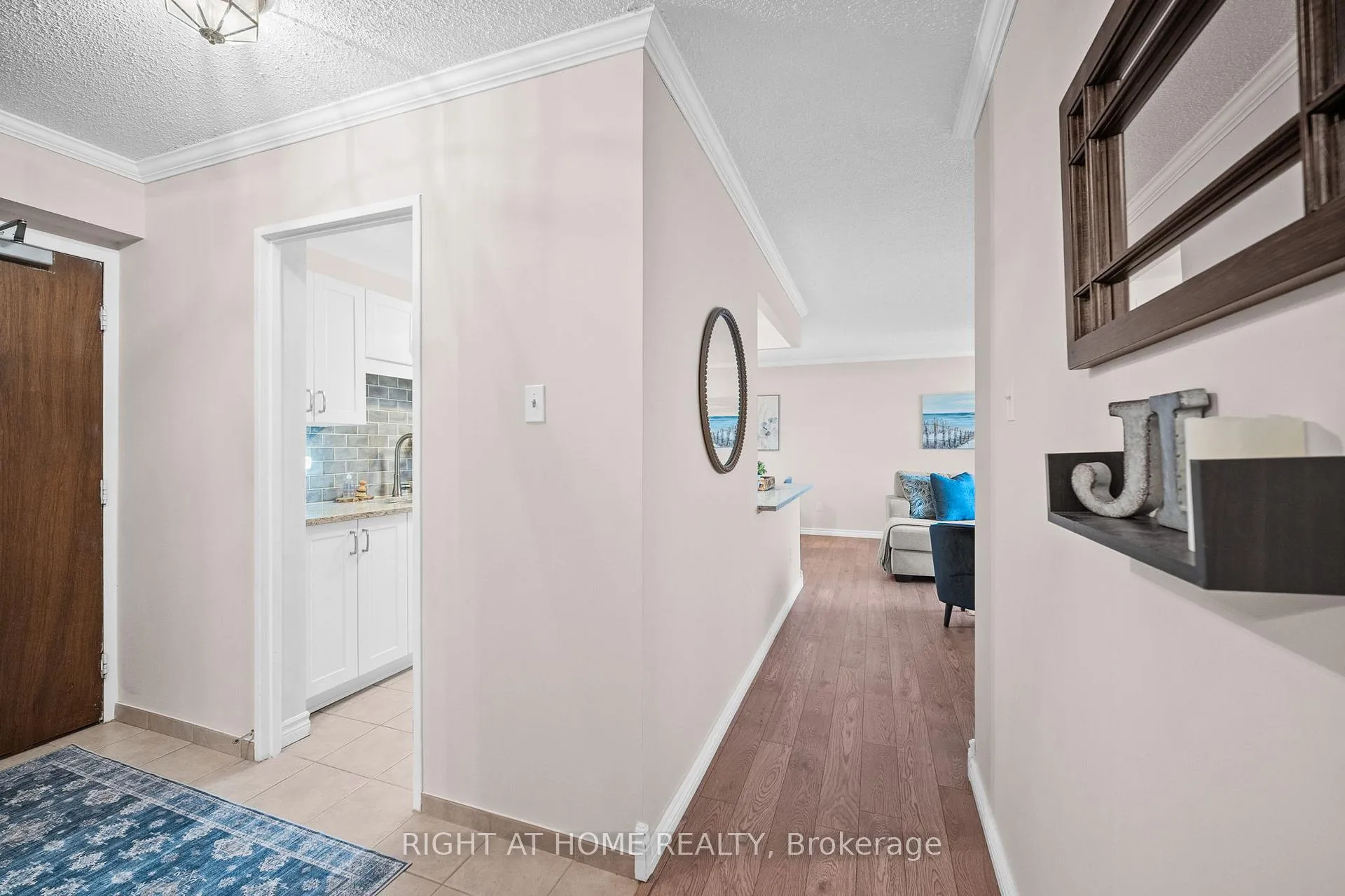 Photo 4 of Unit 1006, 1025 Richmond Road, Ottawa, Woodroffe — HOMEH