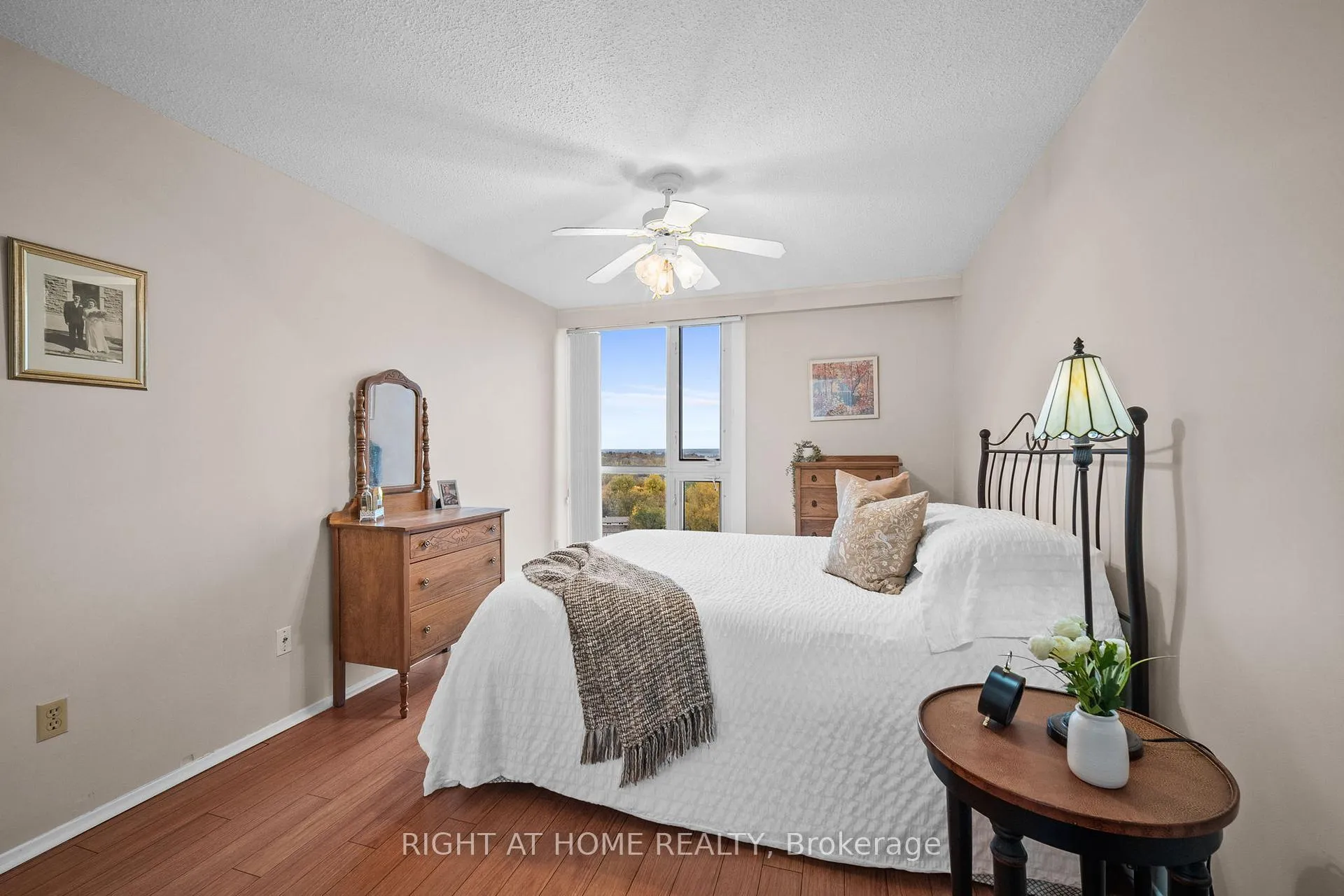 Photo 12 of Unit 1006, 1025 Richmond Road, Ottawa, Woodroffe — HOMEH