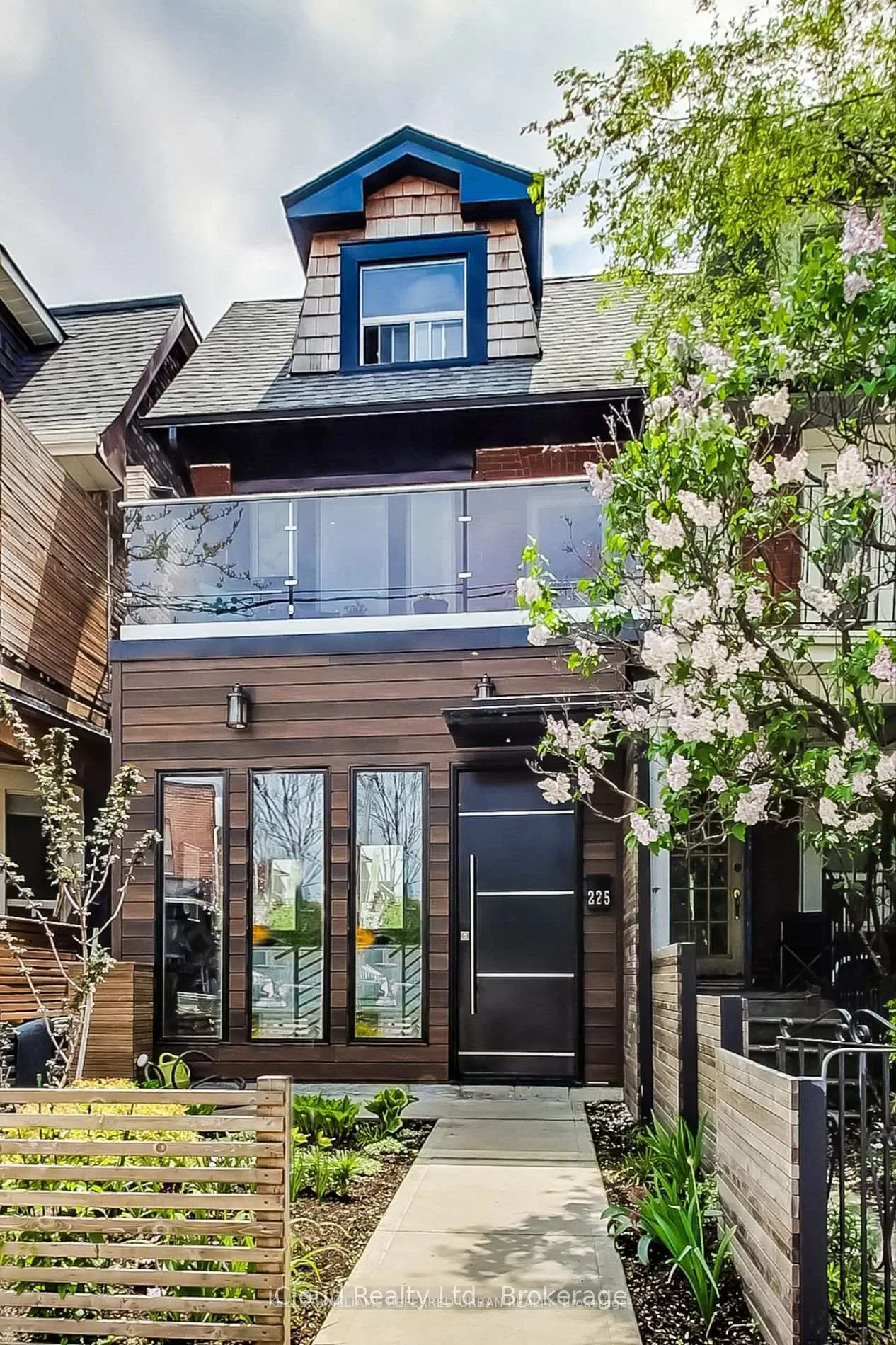 Front of Unit (Lower), 225 Wallace Avenue