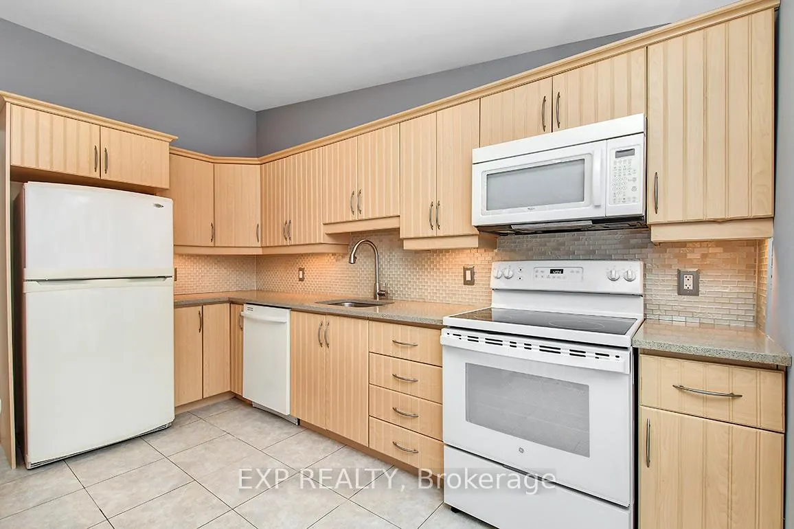 Photo 9 of 314 Perrier Avenue, Ottawa, Vanier — HOMEH