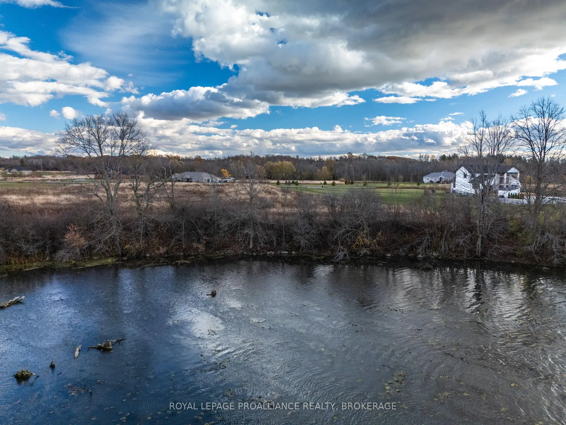 Photo 7 of 201 Mann Drive, Kingston, City North of 401 — HOMEH