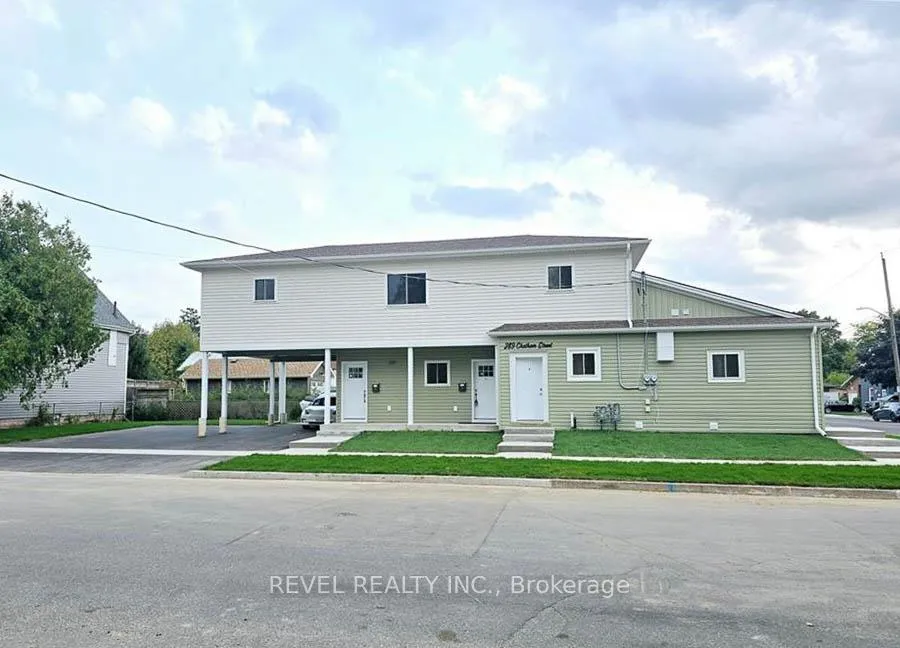 Front of Unit B, 289 Chatham Street
