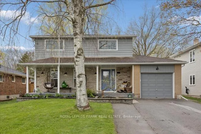 Photo 3 of 40 Balsam Street N, Uxbridge — HOMEH