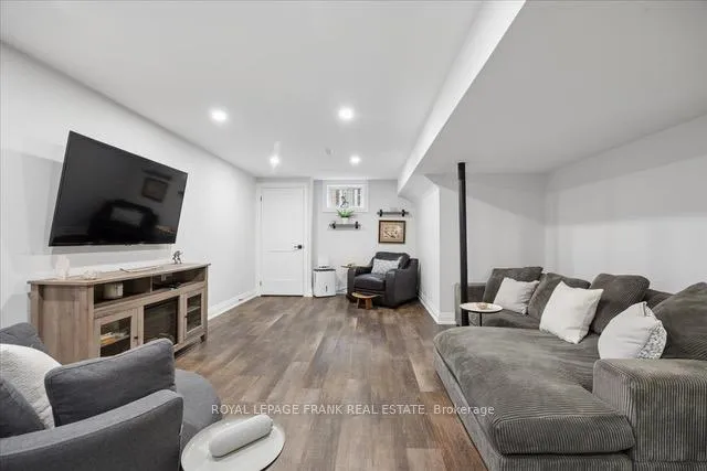 Photo 32 of 40 Balsam Street N, Uxbridge — HOMEH