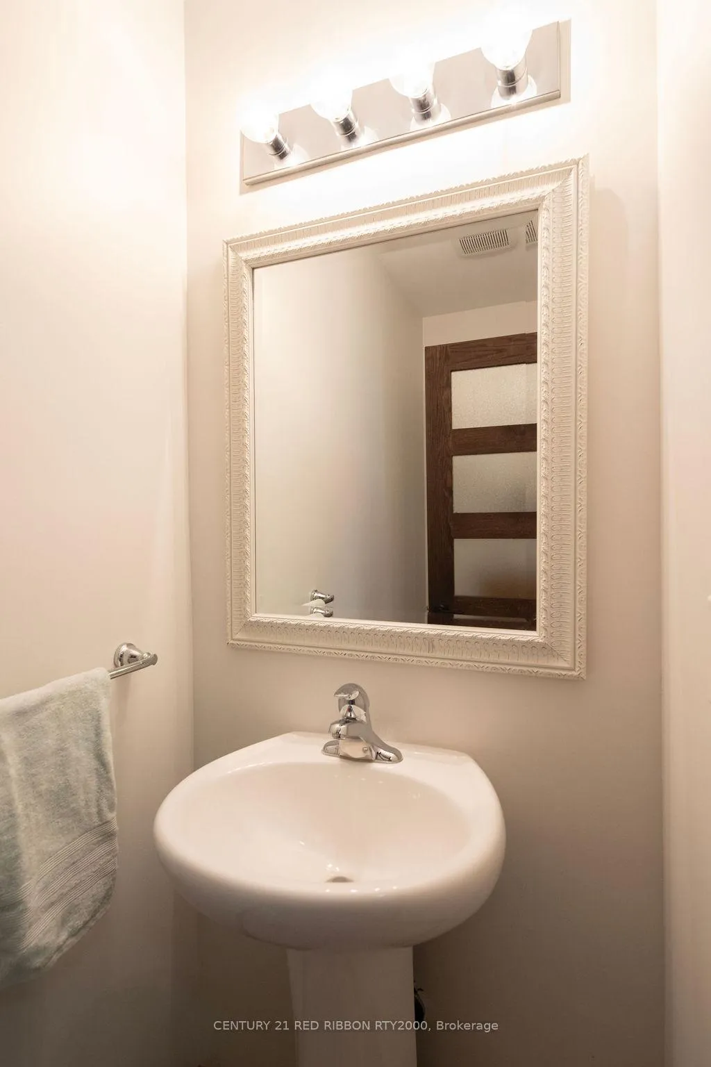 Photo 17 of 110 Roe Street, Southwest Middlesex, Glencoe — HOMEH
