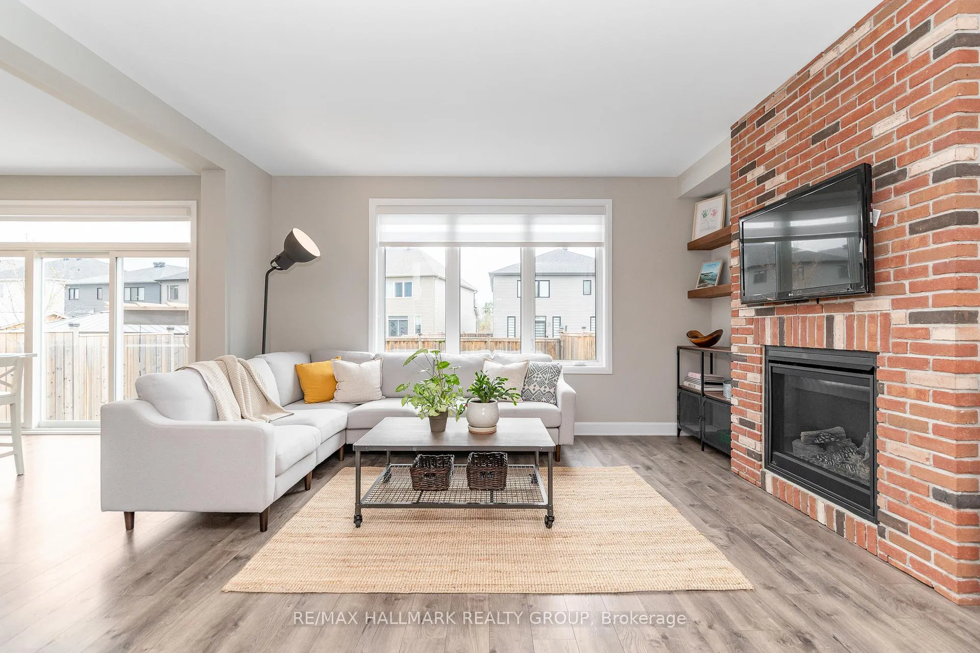 Photo 11 of 192 Kimpton Drive, Ottawa, Stittsville (North) — HOMEH