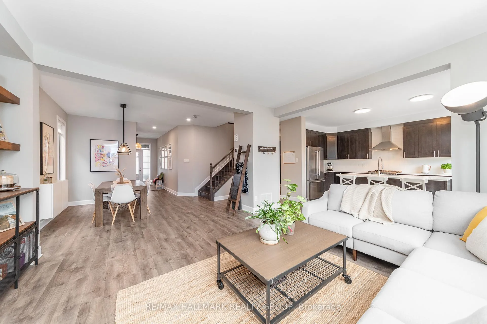Photo 13 of 192 Kimpton Drive, Ottawa, Stittsville (North) — HOMEH