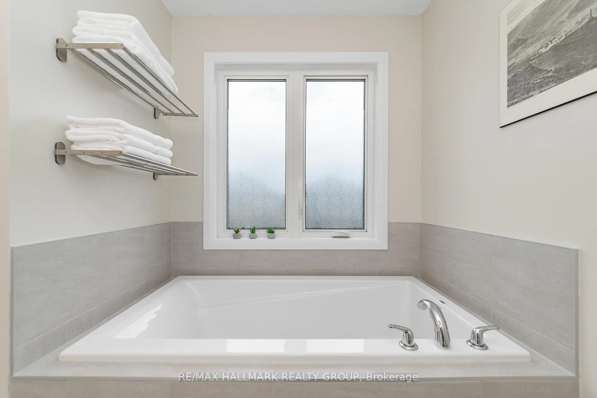 Photo 43 of 192 Kimpton Drive, Ottawa, Stittsville (North) — HOMEH