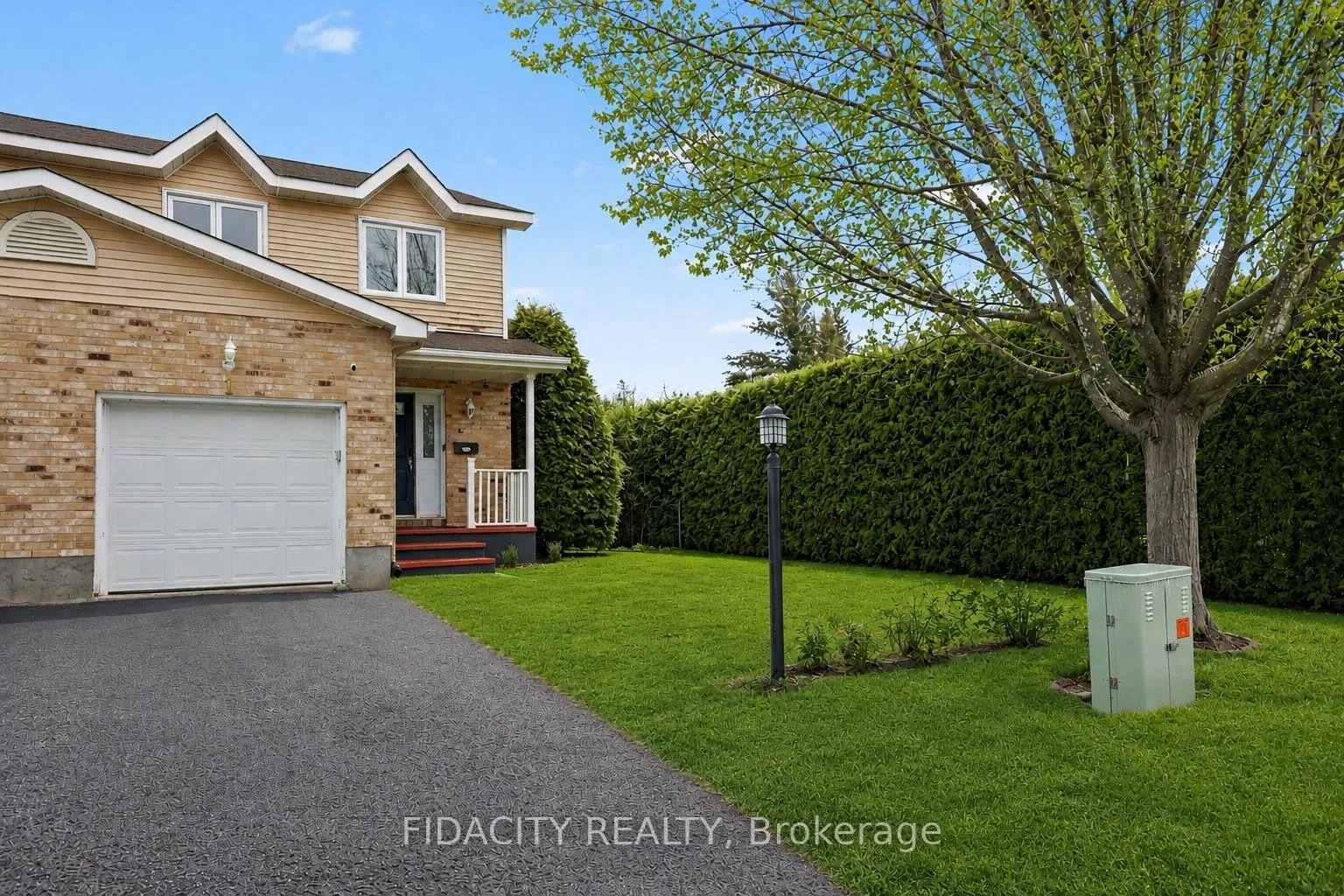 Photo 1 of 1 Kathleen Crescent, Ottawa, Stittsville (Central) — HOMEH