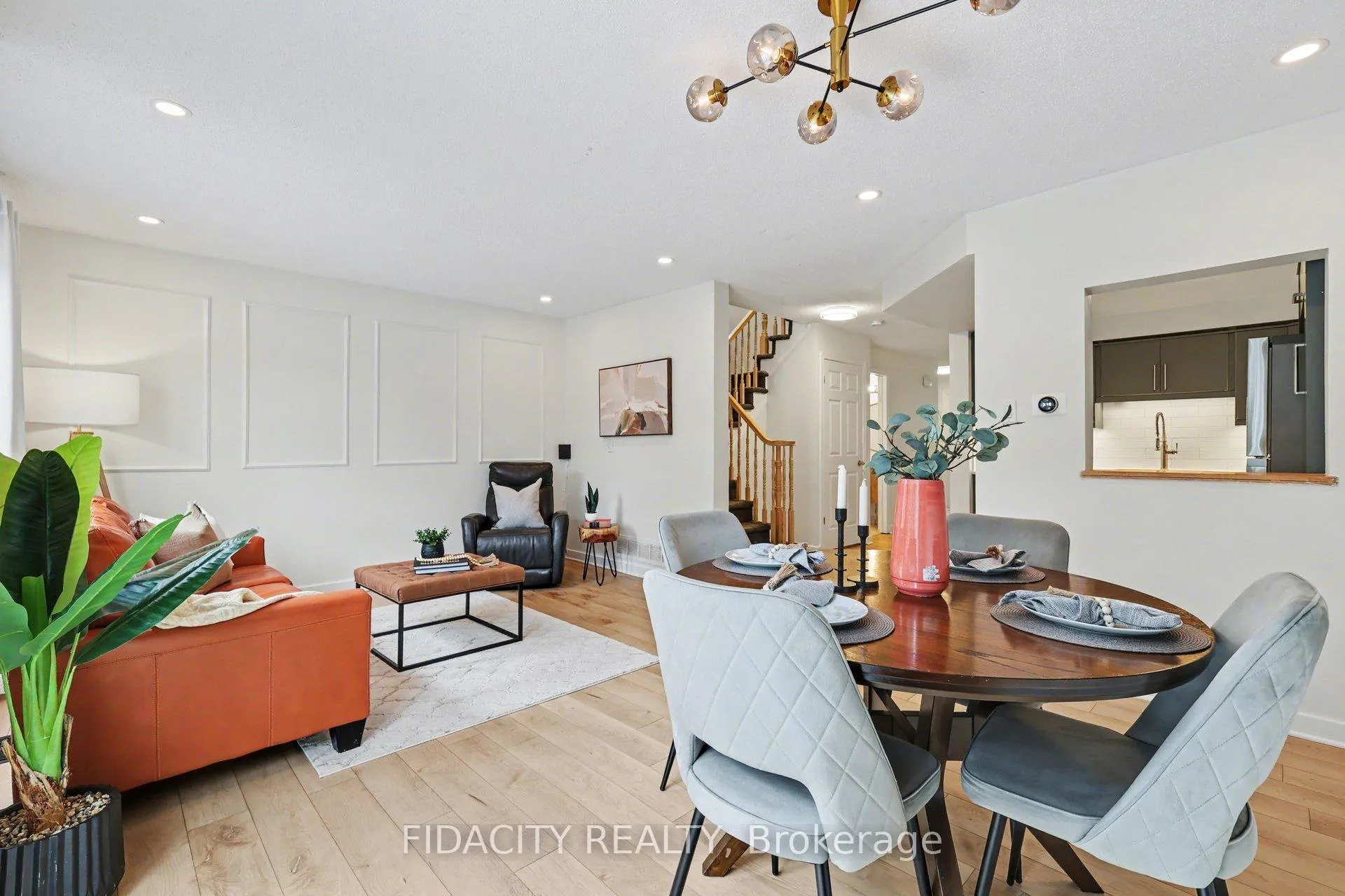 Photo 8 of 1 Kathleen Crescent, Ottawa, Stittsville (Central) — HOMEH