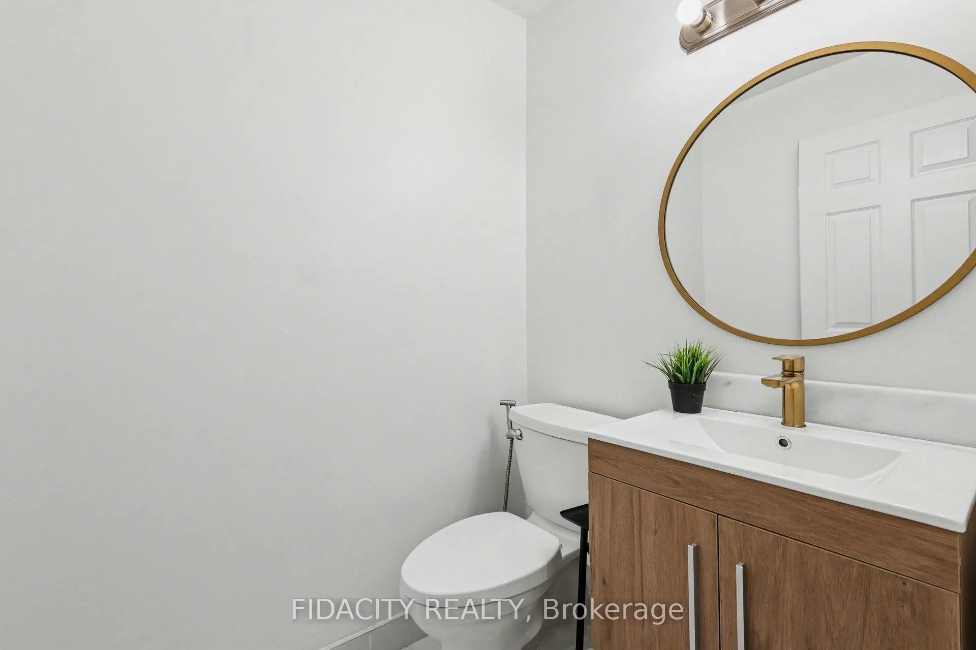 Photo 13 of 1 Kathleen Crescent, Ottawa, Stittsville (Central) — HOMEH