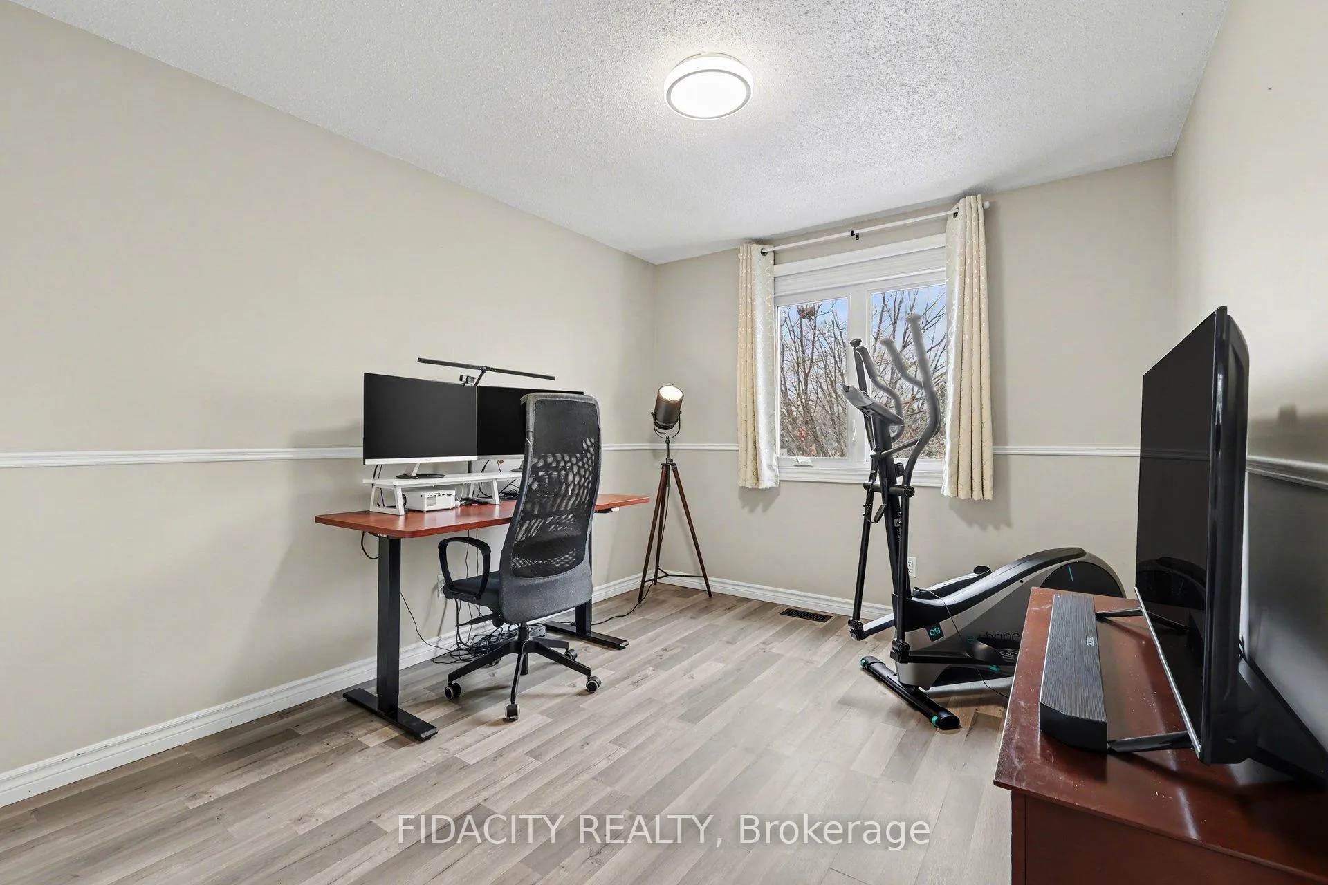 Photo 24 of 1 Kathleen Crescent, Ottawa, Stittsville (Central) — HOMEH