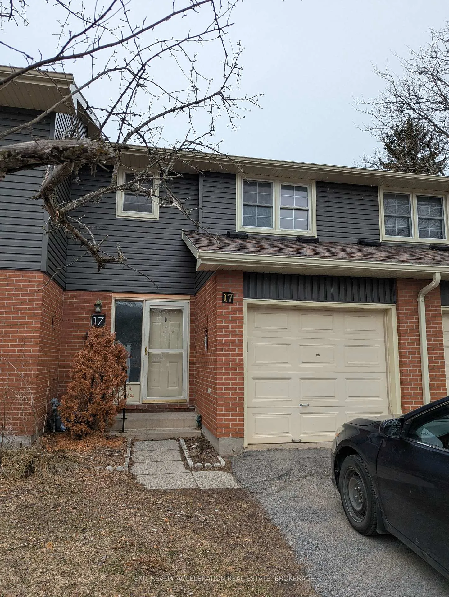 Photo 1 of Unit 17, 19 MacPhearson Avenue, Kingston, Central City West — HOMEH