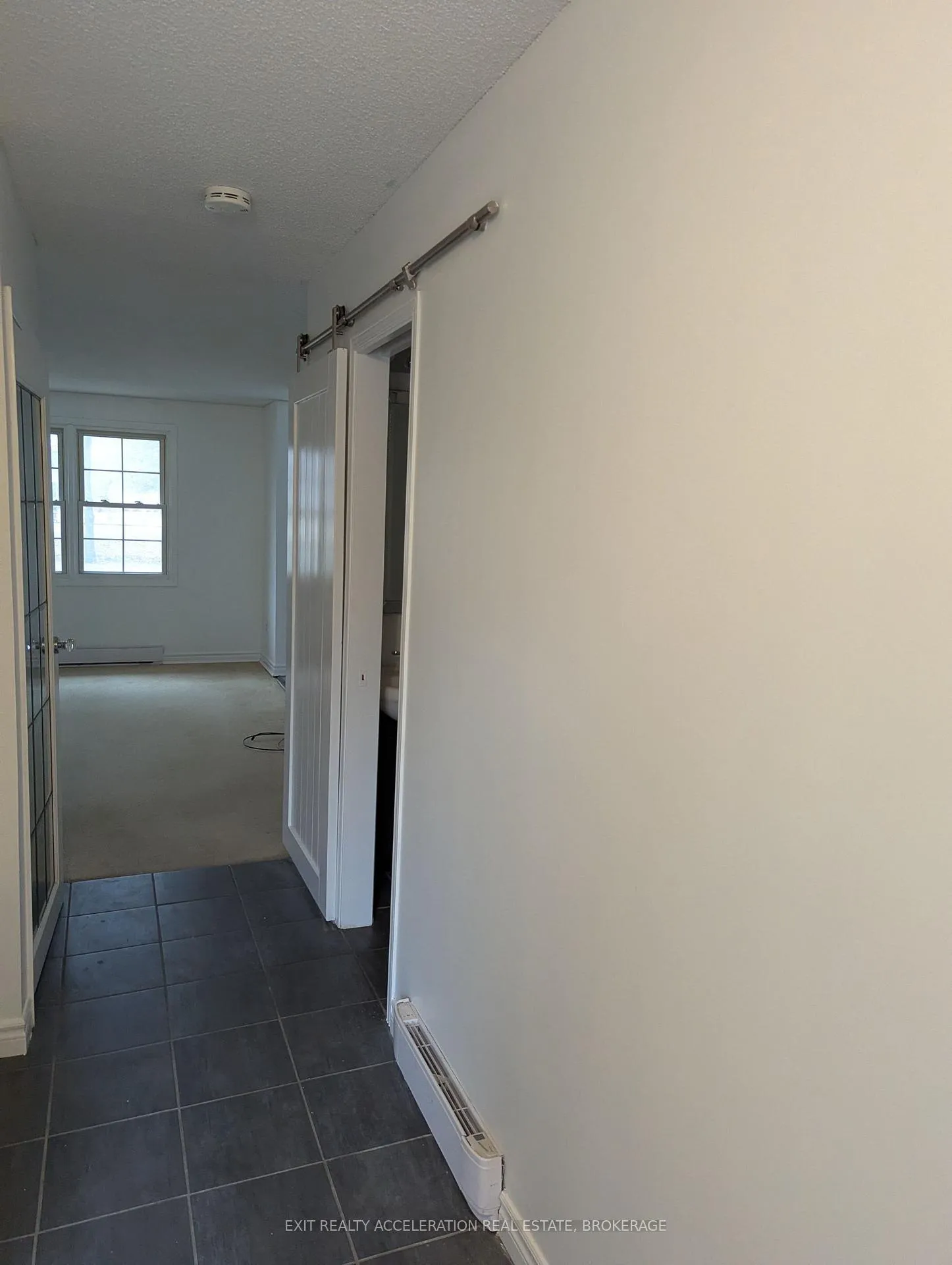 Photo 2 of Unit 17, 19 MacPhearson Avenue, Kingston, Central City West — HOMEH