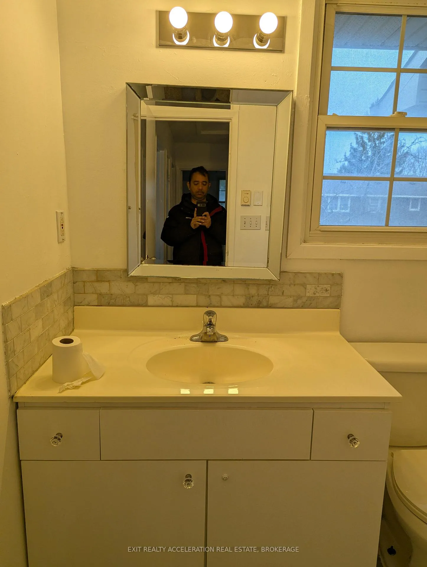 Photo 7 of Unit 17, 19 MacPhearson Avenue, Kingston, Central City West — HOMEH