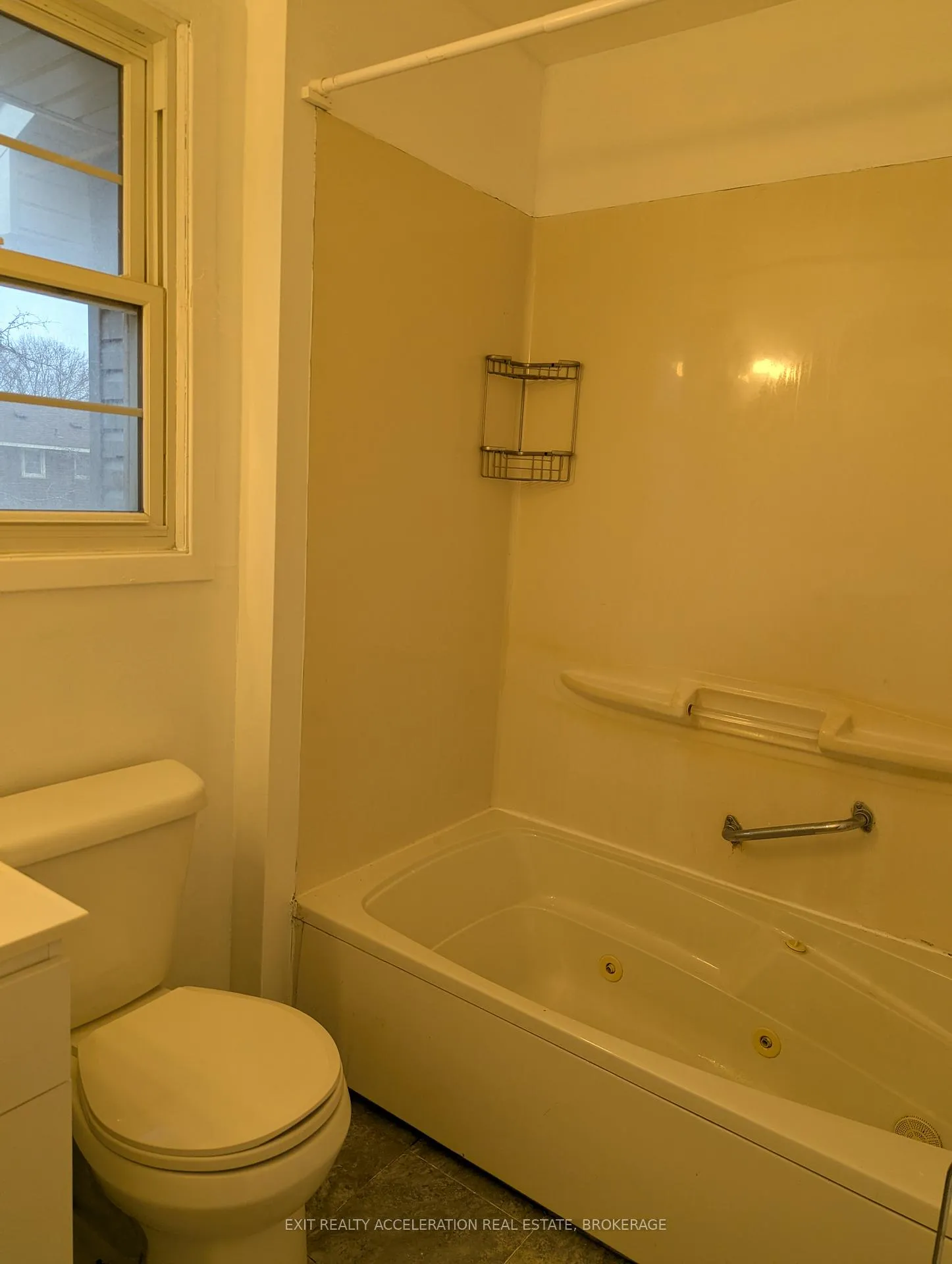 Photo 8 of Unit 17, 19 MacPhearson Avenue, Kingston, Central City West — HOMEH
