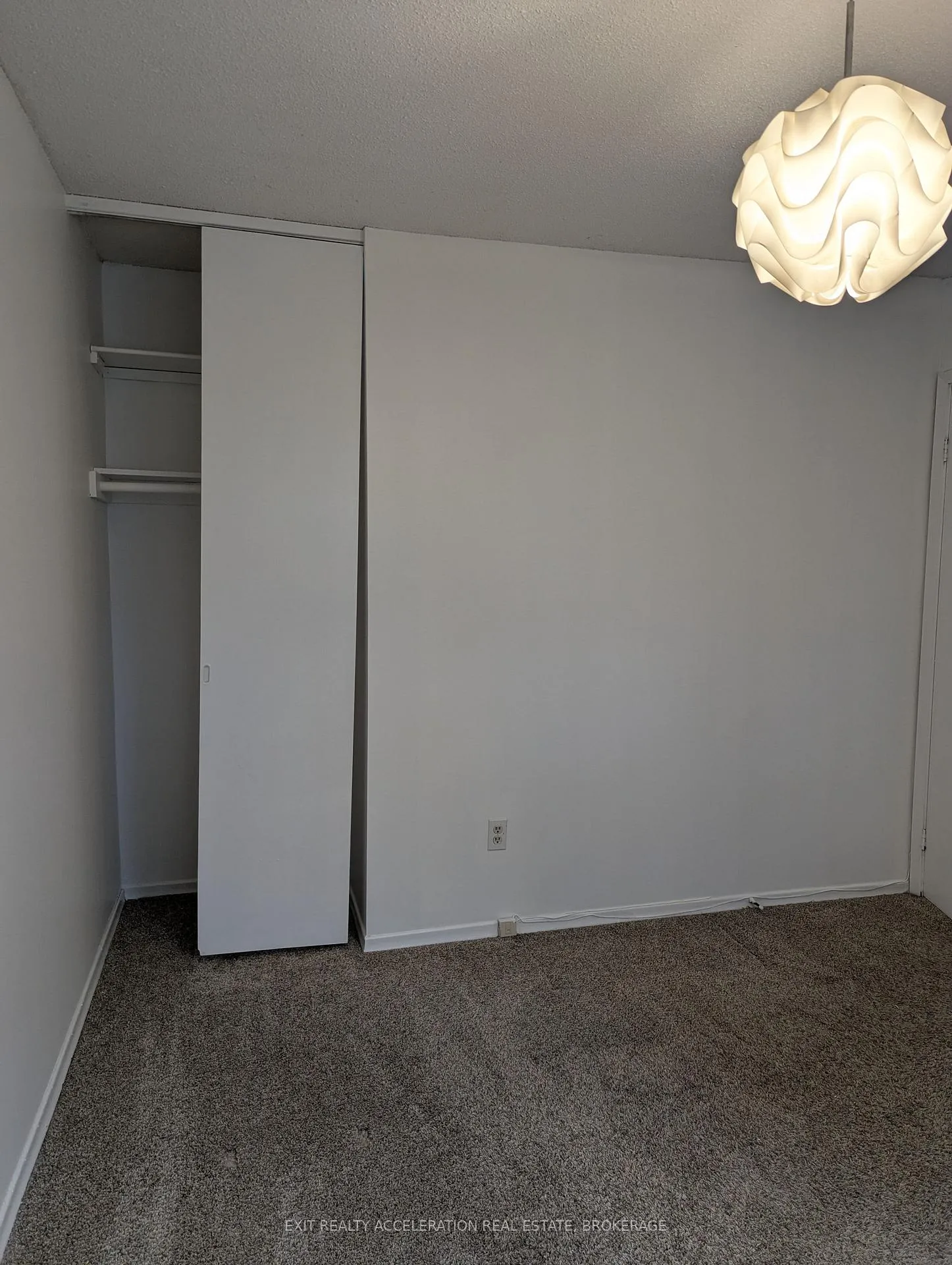 Photo 11 of Unit 17, 19 MacPhearson Avenue, Kingston, Central City West — HOMEH