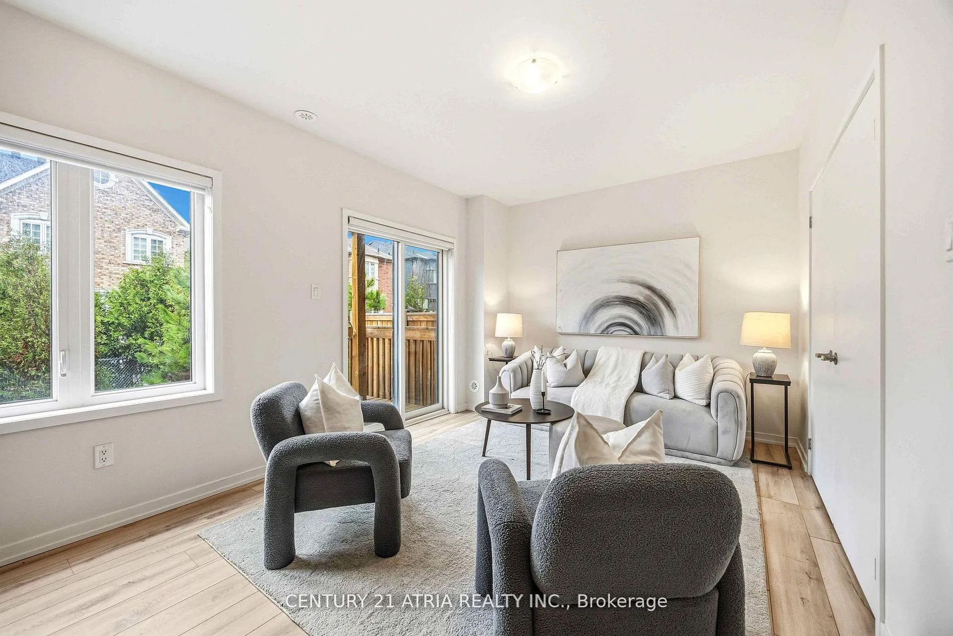 Photo 8 of 93 Rattenbury Road, Vaughan, Patterson — HOMEH