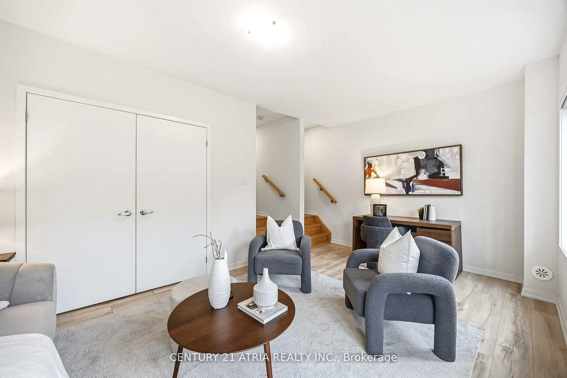 Photo 9 of 93 Rattenbury Road, Vaughan, Patterson — HOMEH