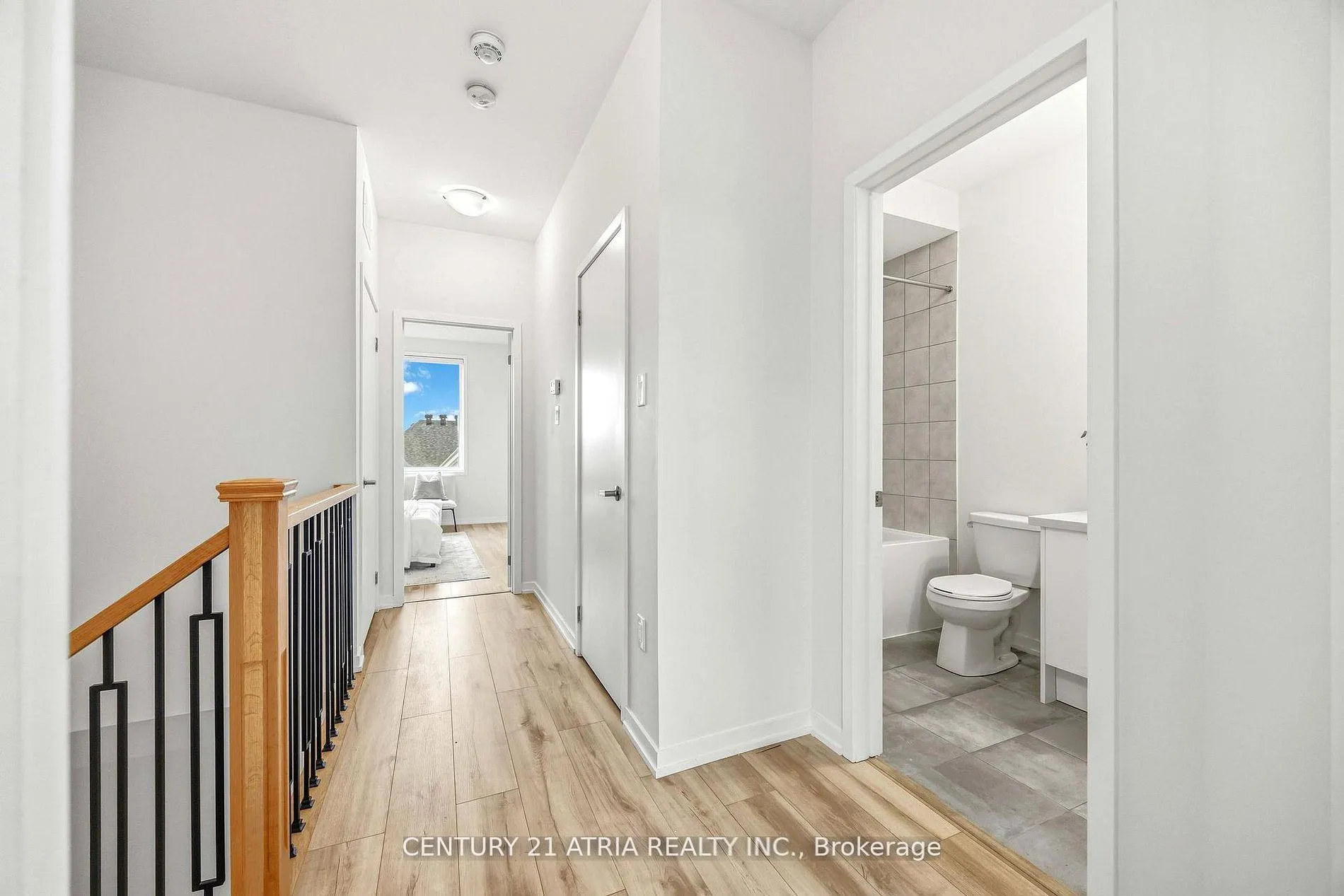 Photo 25 of 93 Rattenbury Road, Vaughan, Patterson — HOMEH