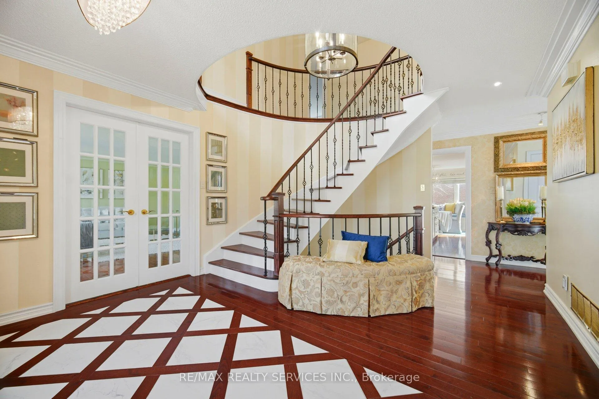 Photo 20 of 2 Whitmore Court, Brampton, Heart Lake West — HOMEH