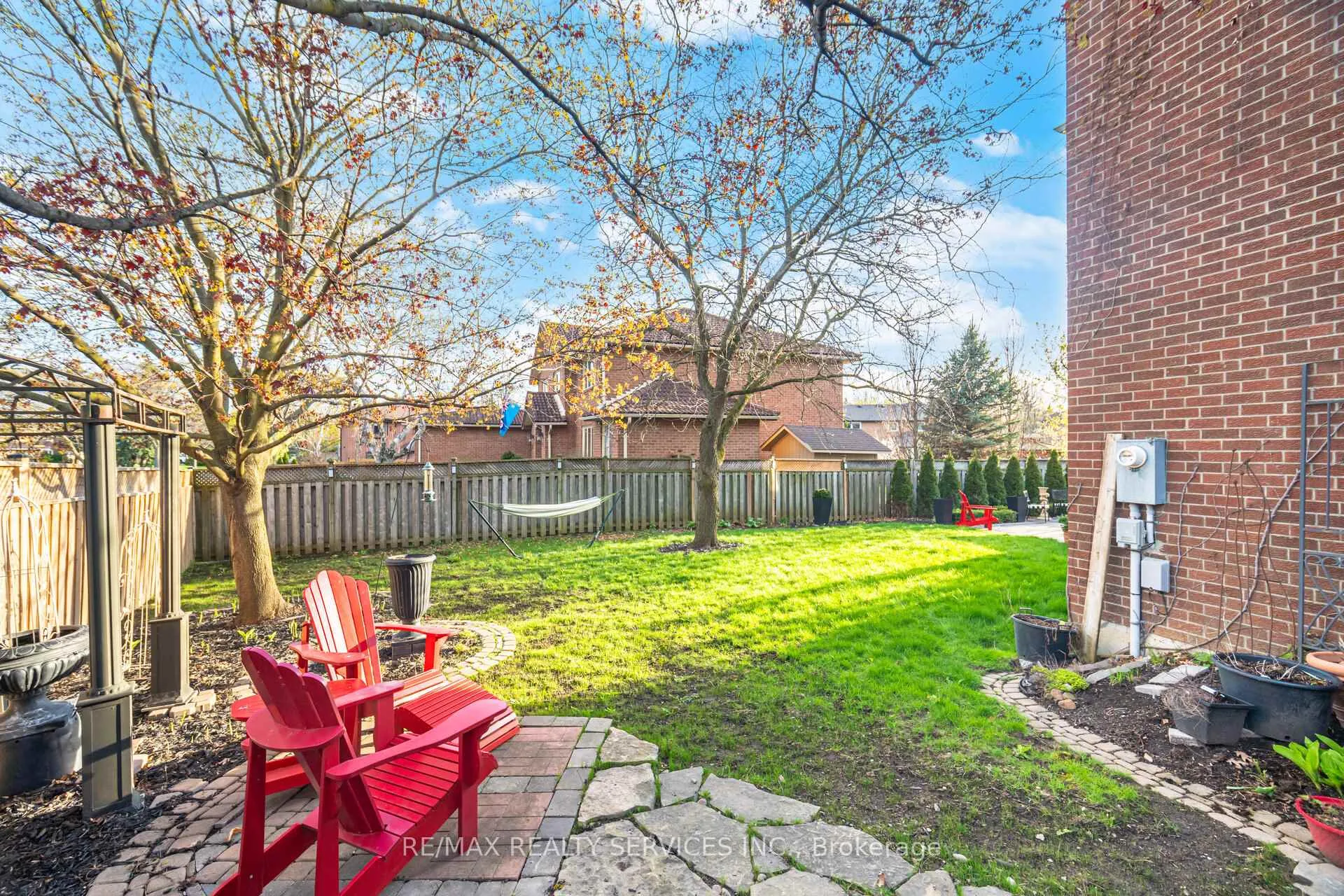 Photo 49 of 2 Whitmore Court, Brampton, Heart Lake West — HOMEH