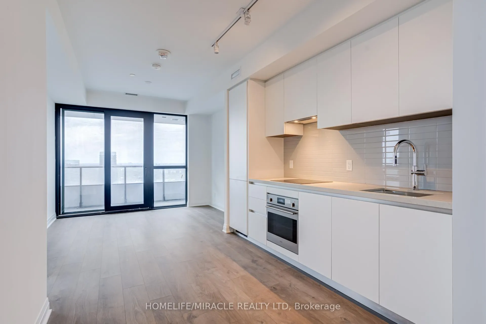 Photo 11 of Unit 4810, 4015 The Exchange, Mississauga, City Centre — HOMEH