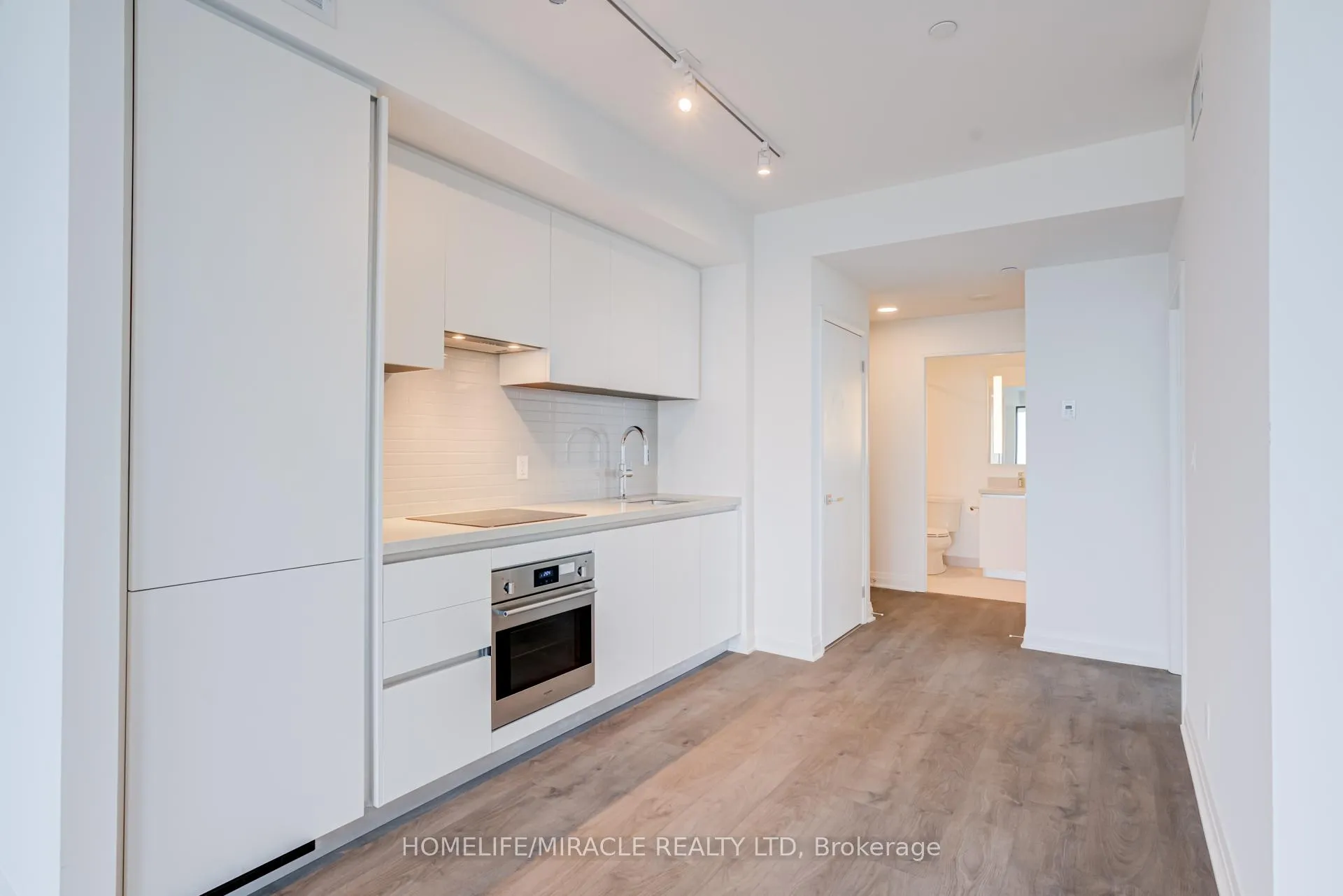 Photo 13 of Unit 4810, 4015 The Exchange, Mississauga, City Centre — HOMEH