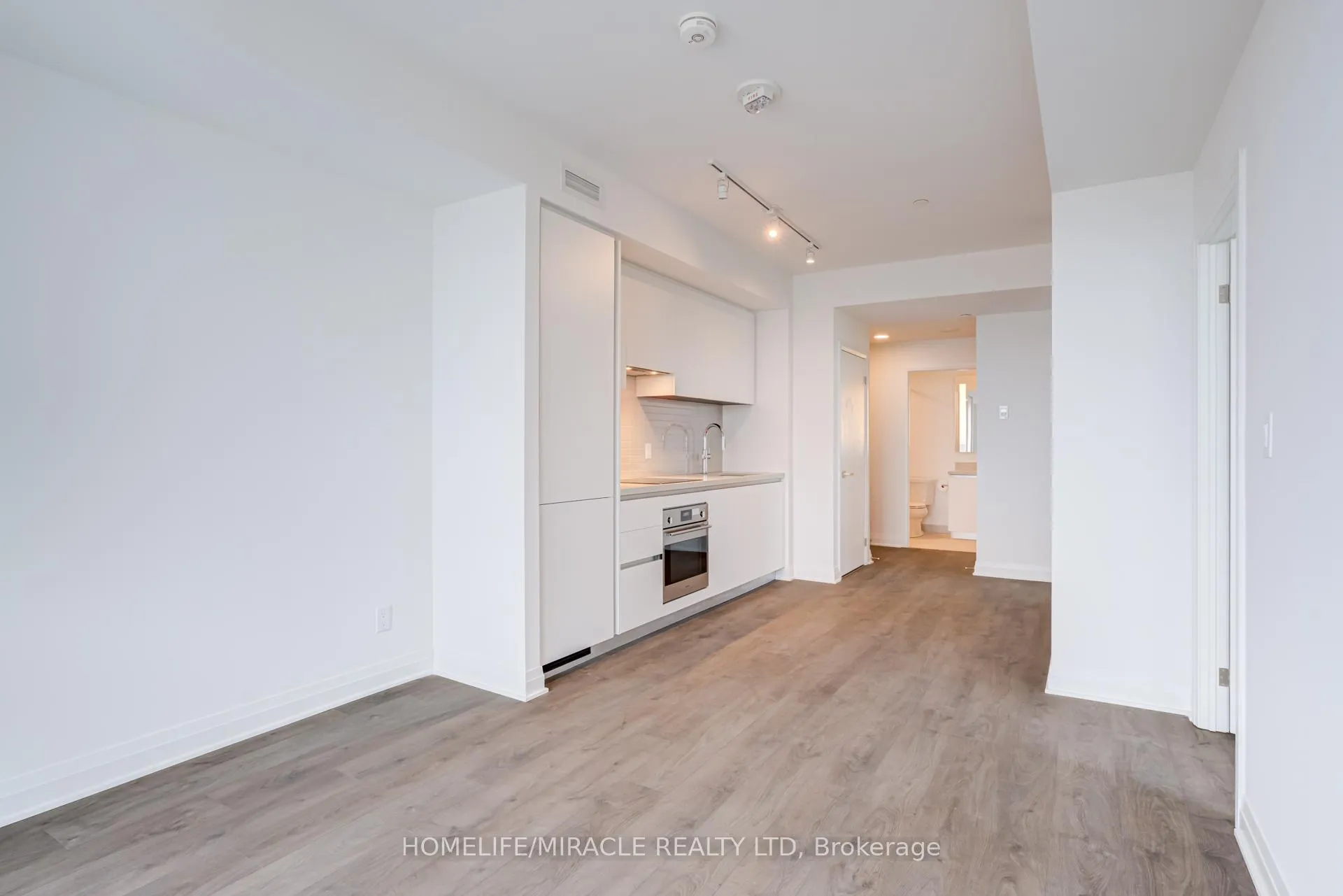 Photo 15 of Unit 4810, 4015 The Exchange, Mississauga, City Centre — HOMEH