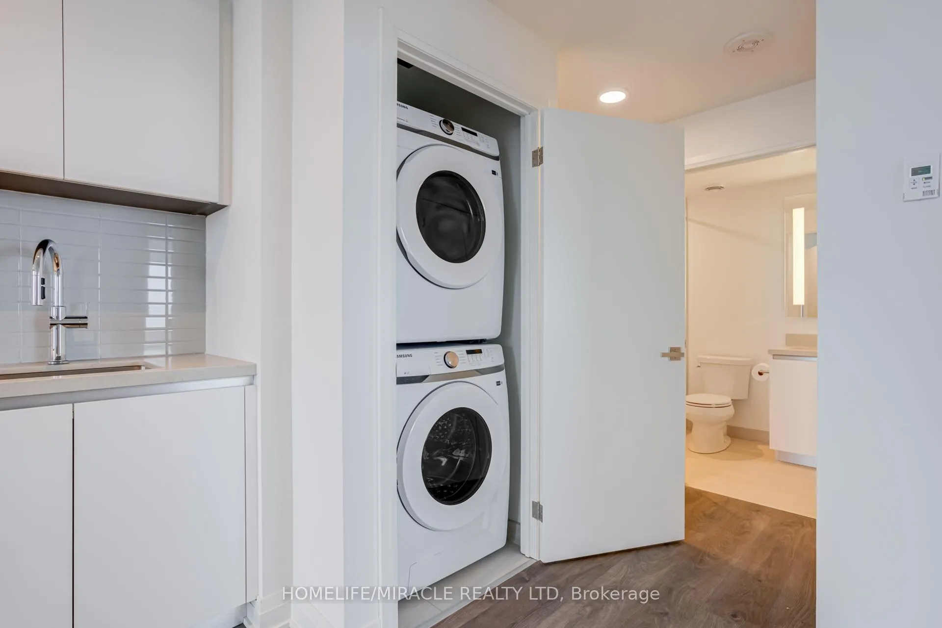 Photo 22 of Unit 4810, 4015 The Exchange, Mississauga, City Centre — HOMEH
